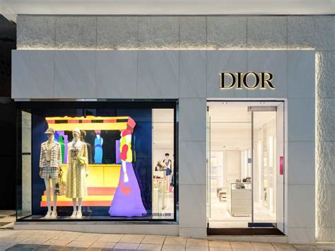 Dior shops in Athens